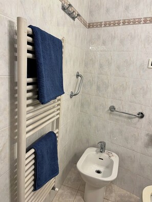 Bathroom - Brio fantastic spot in 5 lands (Riomaggiore)