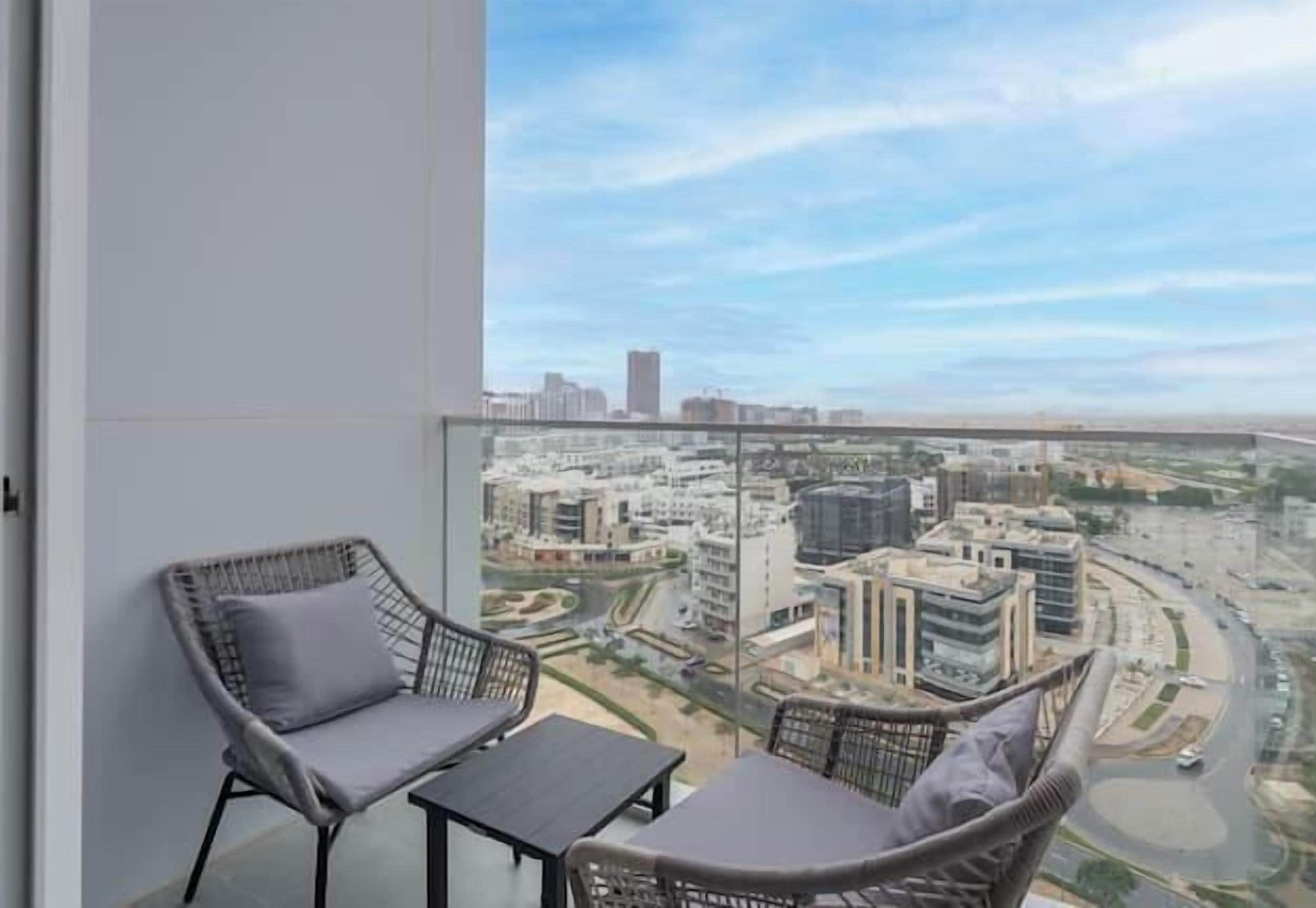 Appartamento Luxury, balcone, vista città | Vista balcone