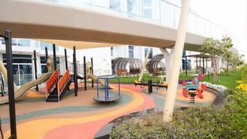 Außen-Kinderspielplatz