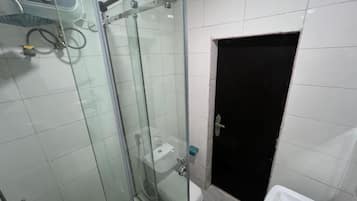 Family Apartment, Balcony, City View | Bathroom