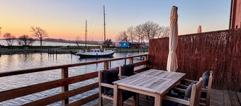 Pirate Island-private spa, fireplace, sea view & gym