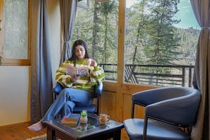 Superior Room, Balcony, Mountain View | Interior