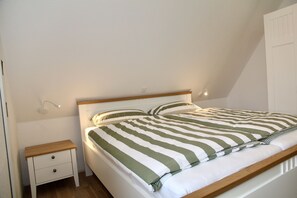 Free WiFi - New Platzhirsch vacation apartment in Greetsiel for a relaxing vacation (Greetsiel)