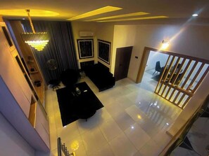 Deluxe Apartment, Balcony, City View | Interior - Four Crowns Serviced Apartment (Osogbo)