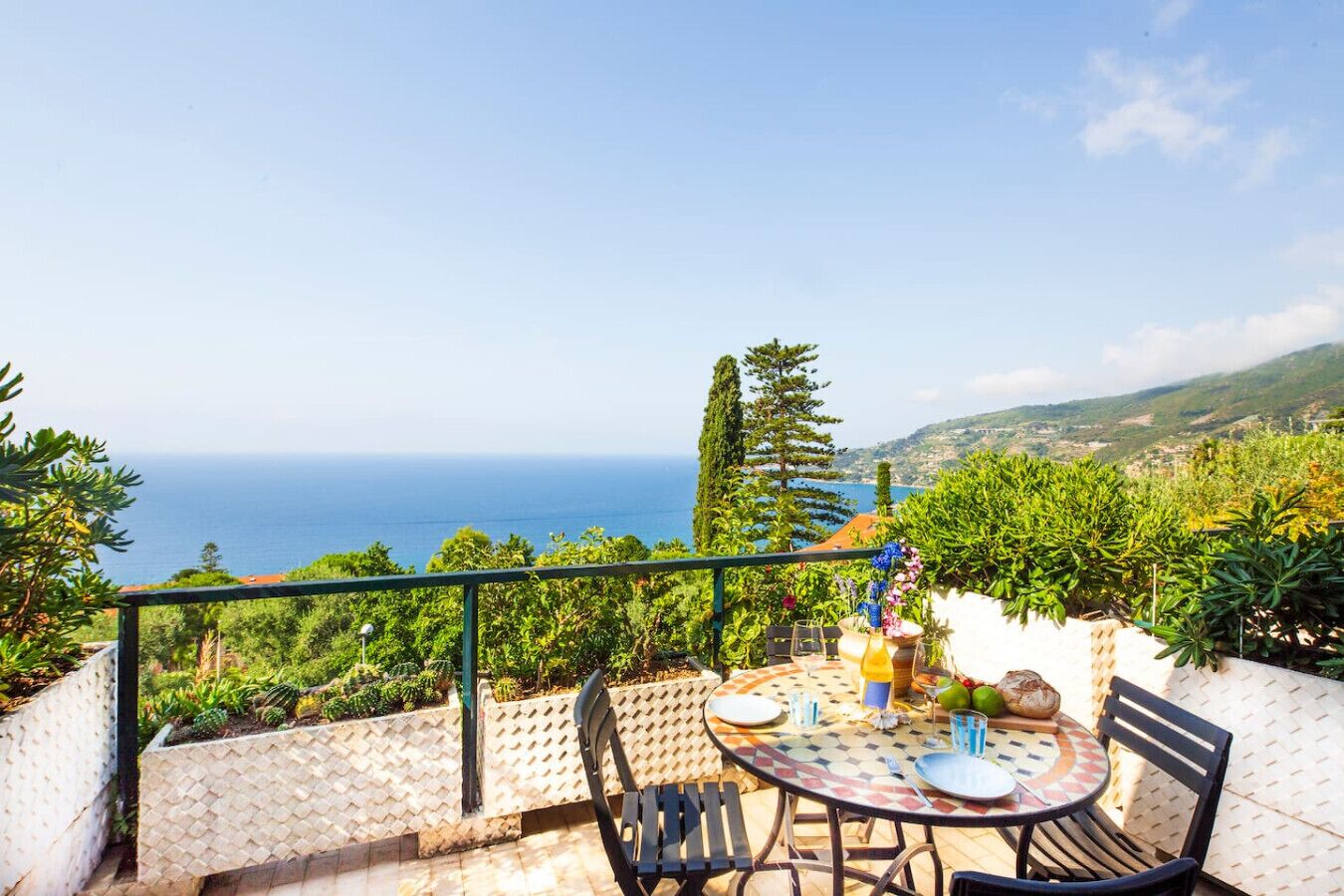 تناول الطعام بالخارج