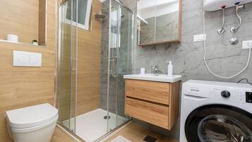 Apartemen (A1) | Kamar mandi