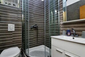 Apartment (A1) | Bathroom - Apartments Maja (Makarska)