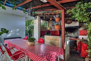 Building design - Apartments Maja (Makarska)