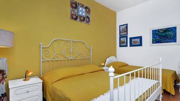 Apartment (A1) | Iron/ironing board, free WiFi