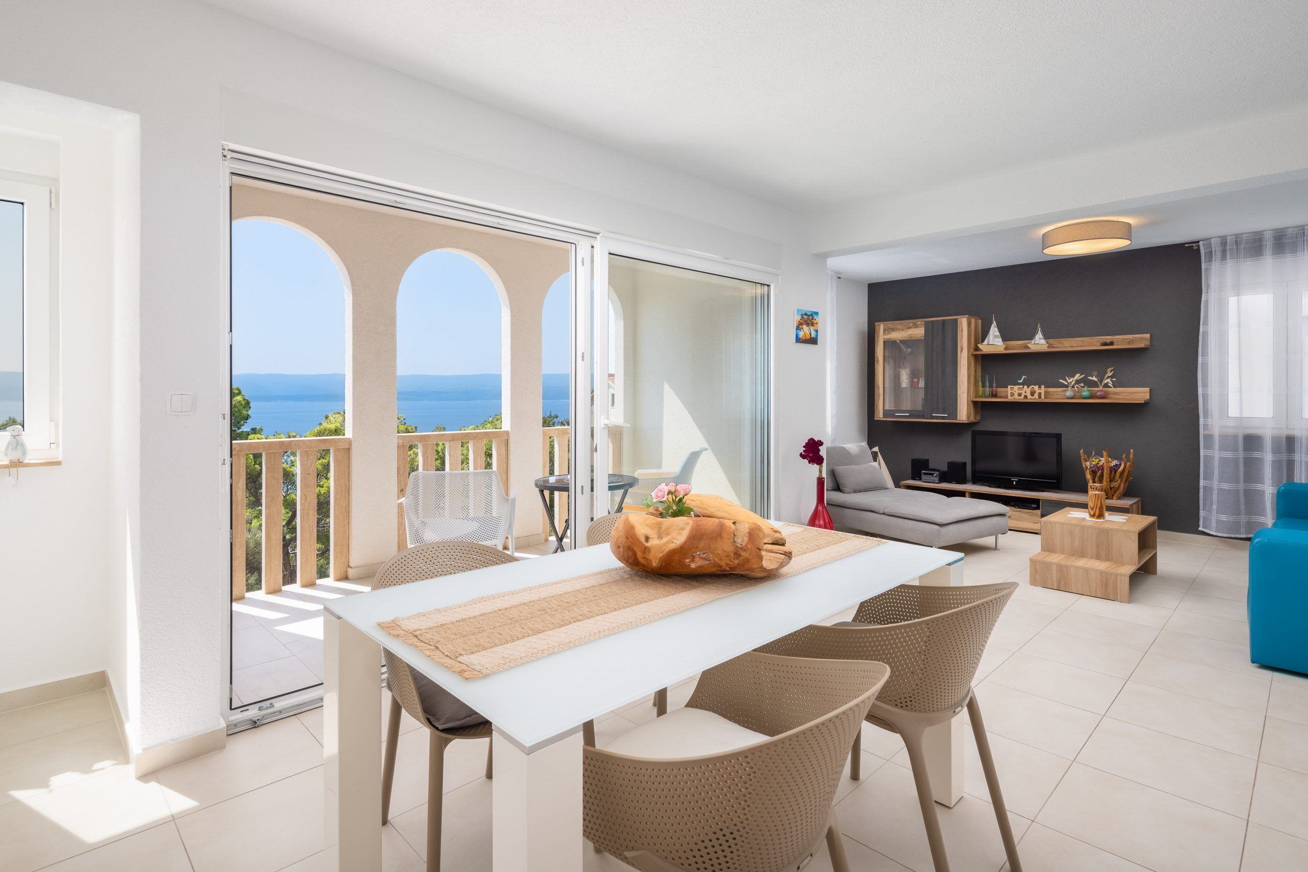 Apartment (A1) | Dining