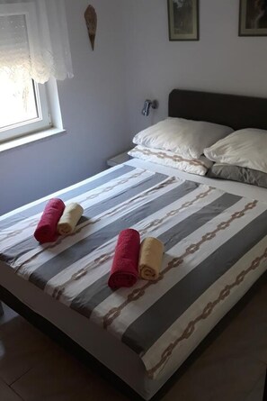 Iron/ironing board, free WiFi - Apartments Tamara (Solta)