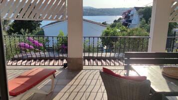 Apartment (A2) | Water view