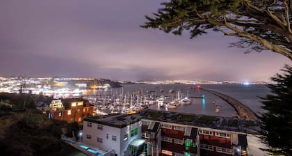 20 Heath Court, Brixham