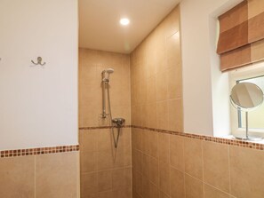 Shower - Ashover Retreat in Two Dales (Matlock)