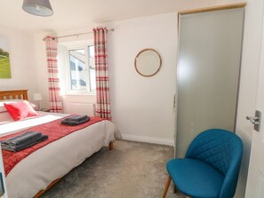 3 bedrooms, WiFi - 6 Hunters Green Close, Chinley (High Peak)