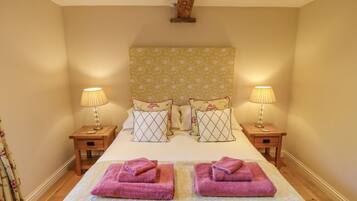 3 bedrooms, WiFi