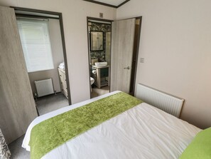 2 bedrooms, WiFi