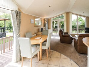 Dining - Daisy, Eardisland. 2 bedrooms. (Leominster)