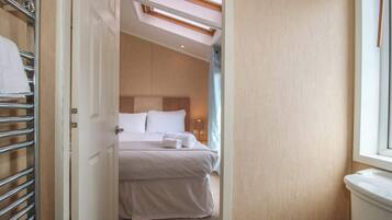 2 bedrooms, WiFi