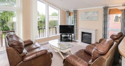 Daisy, Eardisland. 2 bedrooms.