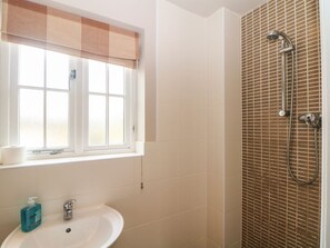 Shower - Charming Hartington in Darley (Matlock)