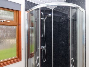 Shower - Deer Park Lodge 8 - Fawn Lodge, Chudleigh (Newton Abbot)