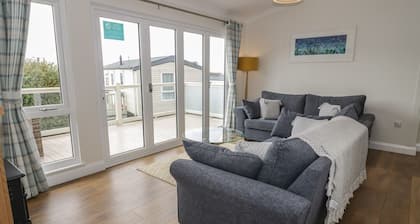Platinum Lodge (503), Dyffryn Ardudwy