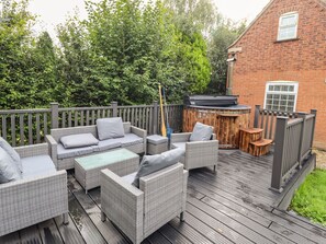 Terrace/patio - Woodland Lodge nr Boston (Boston)
