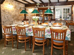 Dining - Piddle Inn, Piddletrenthide (Dorchester)