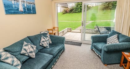 Number 6 Oxwich Leisure Park, Oxwich