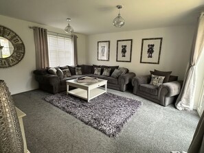 Living area - High Mill House, Scalby (Scarborough)