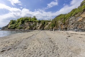 Nær stranden