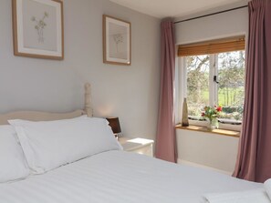 4 bedrooms, WiFi - Magnolia View, Barnstaple (Barnstaple)