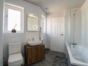 Shower - The Alex: Modern Living in Deptford (Deptford)