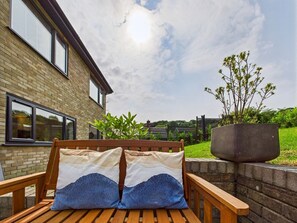 Terrace/patio - The Luxury Beach Stay with Hot Tub, Burry Port (Burry Port)