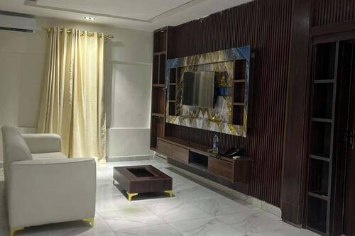 Economy Room, Balcony, City View | Living area