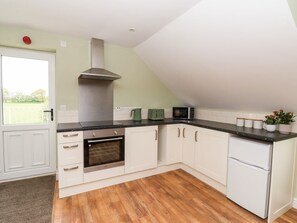 Private kitchen - Lilling Green: A Serene Haven (York)