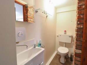 Shower - Pear Tree Barn, Stalham (Norwich)