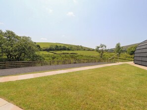 Property grounds - Black Moss, Clitheroe (Nelson)
