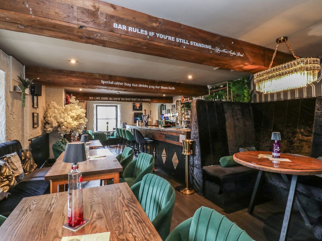 Bar (in der Unterkunft)