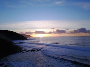 Beach nearby - Atlantic Court, Widemouth Bay. (Bude)