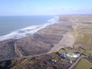 Beach nearby - Atlantic Court, Widemouth Bay. (Bude)