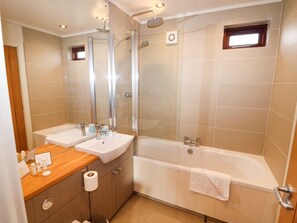 Shower - BURLEY, open-plan, dog-friendly, Exton (Oakham)