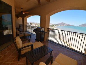 Property grounds - Playa del Paraiso Deluxe Rental | 2BR/2BA | Ocean Views | Pool (San Felípe, BC)
