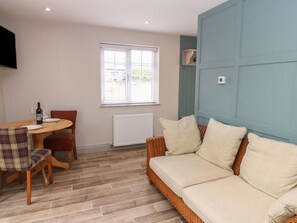 Living area - Spacious Cottage Number 10, Brandon, County Durham (Durham)