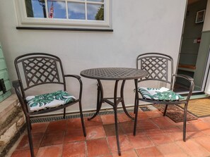 Outdoor dining - Seaglass, Flamborough (Bridlington)
