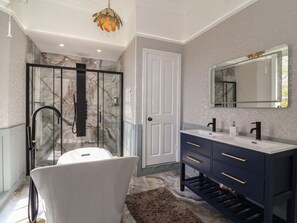 Shower - Buckland House and Annex, Taunton (Taunton)