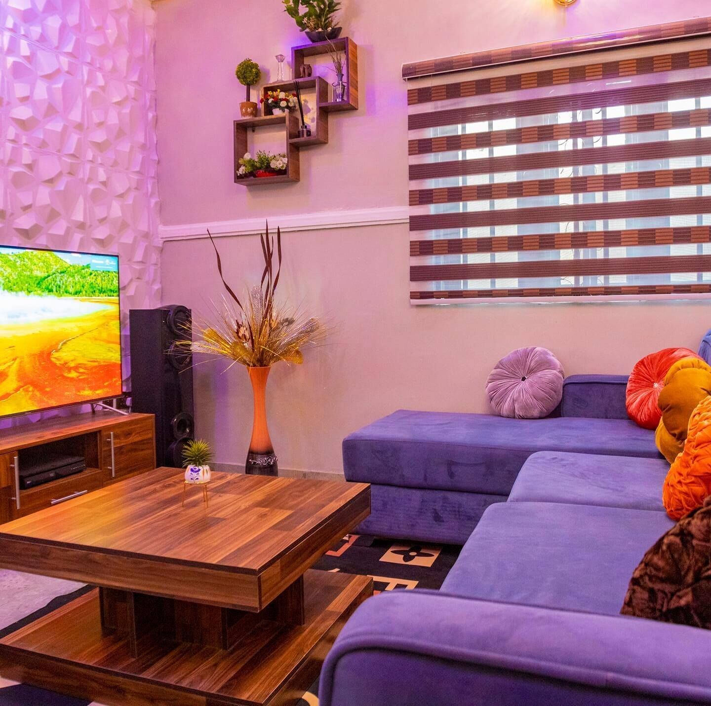 Deluxe Apartment, Balcony, City View | Living area