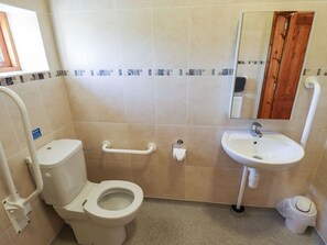 Shower - The Stables, North Somercotes (Louth)