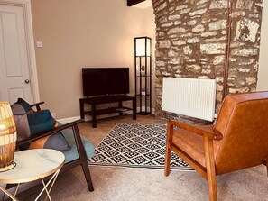 Living area - Coach House, St Clears (Carmarthen)